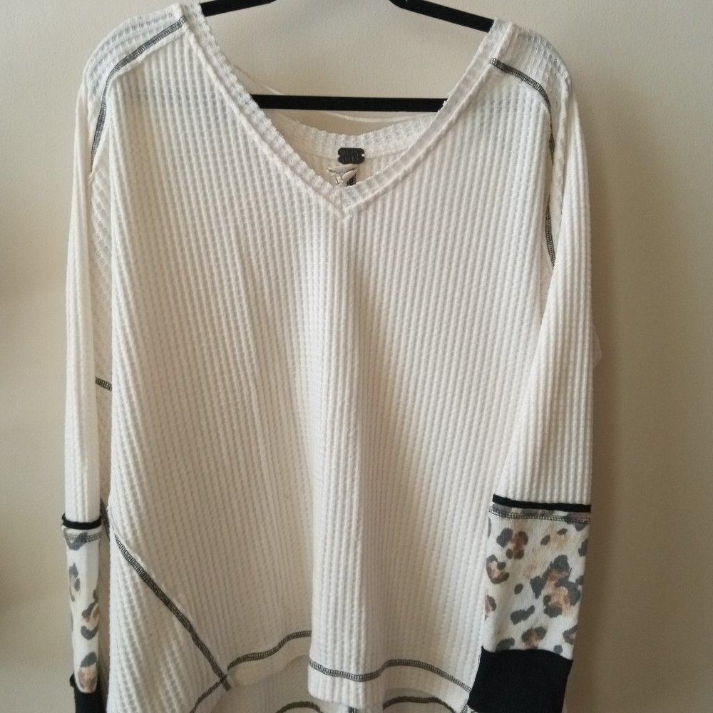 We The Free Size L Top NWOT